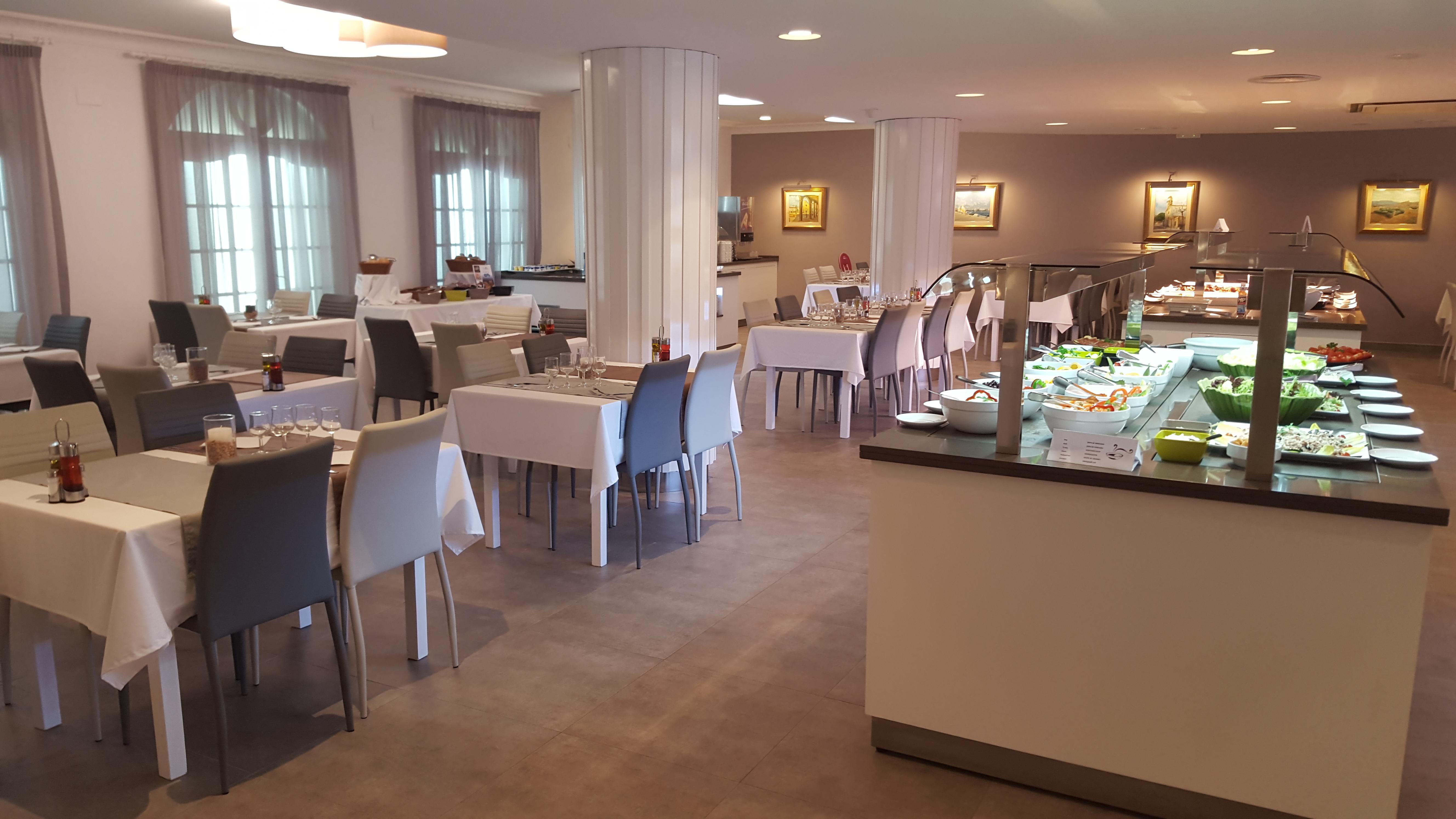 Golden Acqua Hotel 4*